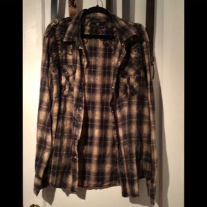 Buckle Pop Icon Shirt🍾